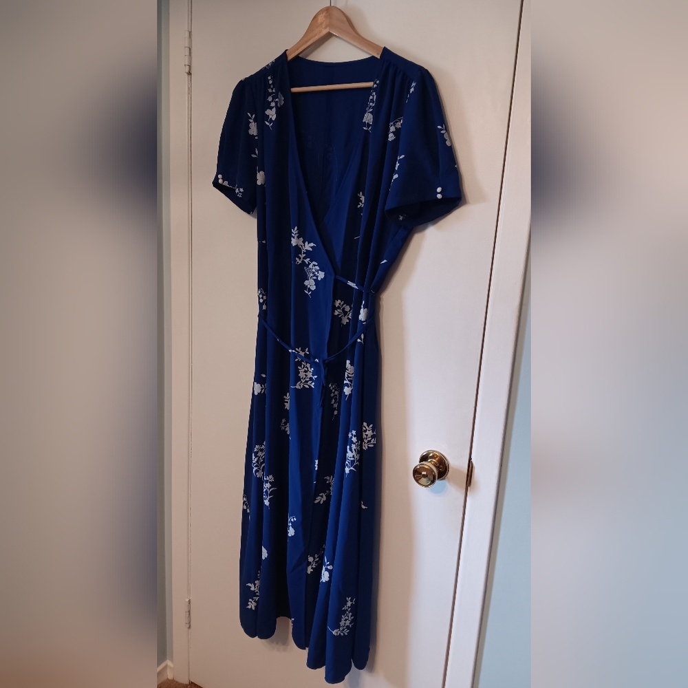 Source Unknown Blue Floral Dress